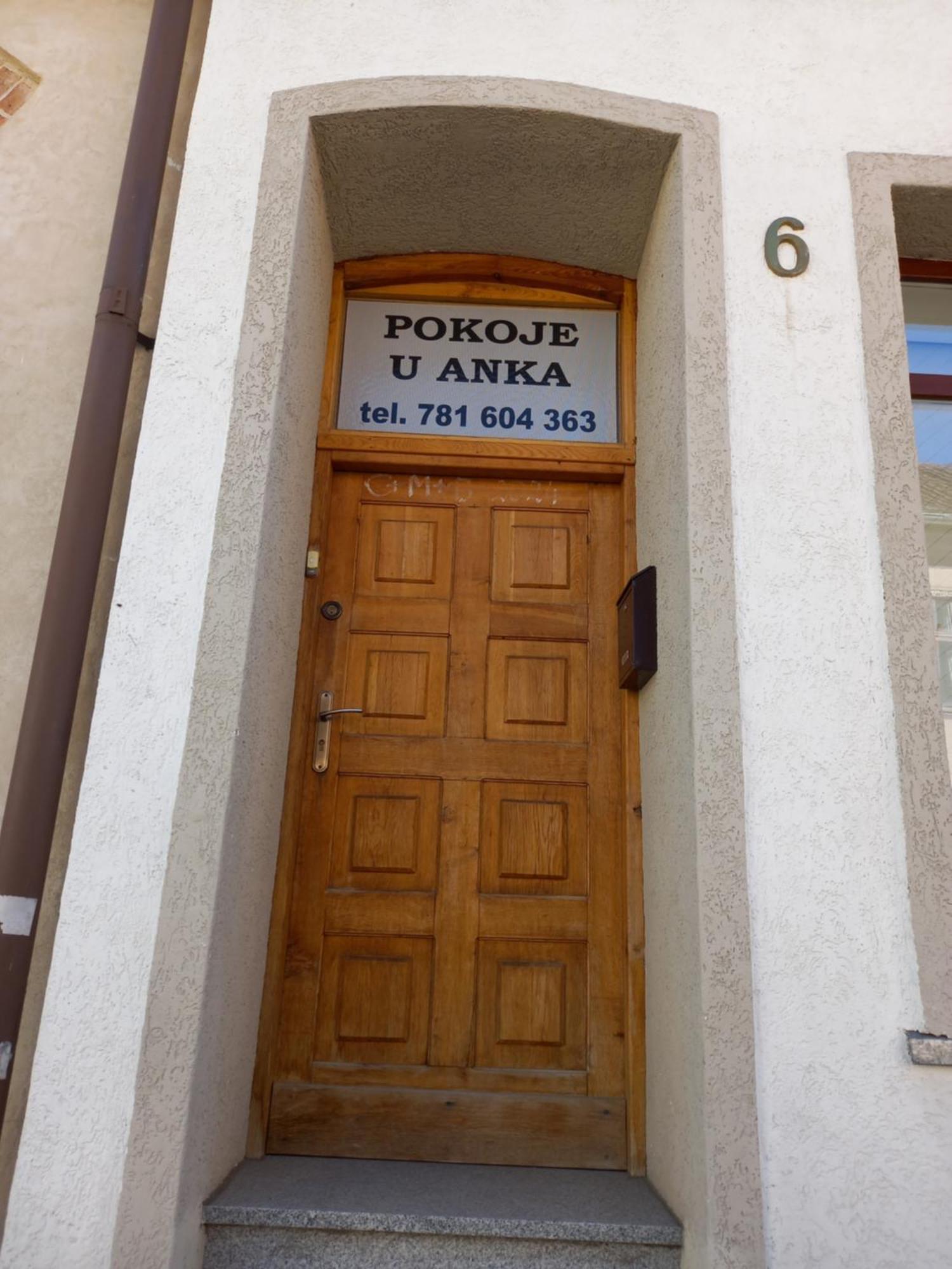 Pokoje Goscinne U Anka Reszel Extérieur photo